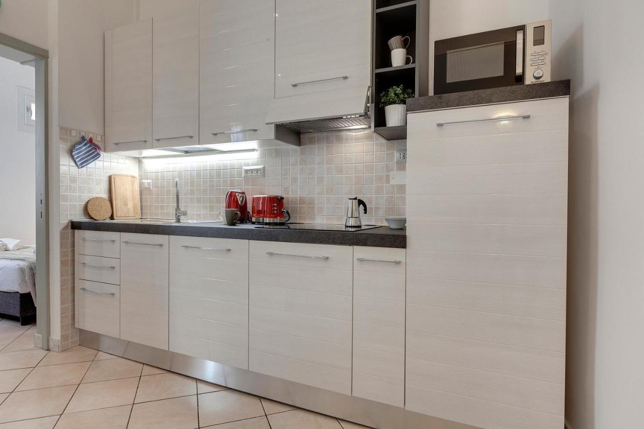 Zalinda Apartment By Mamo Florence Luaran gambar