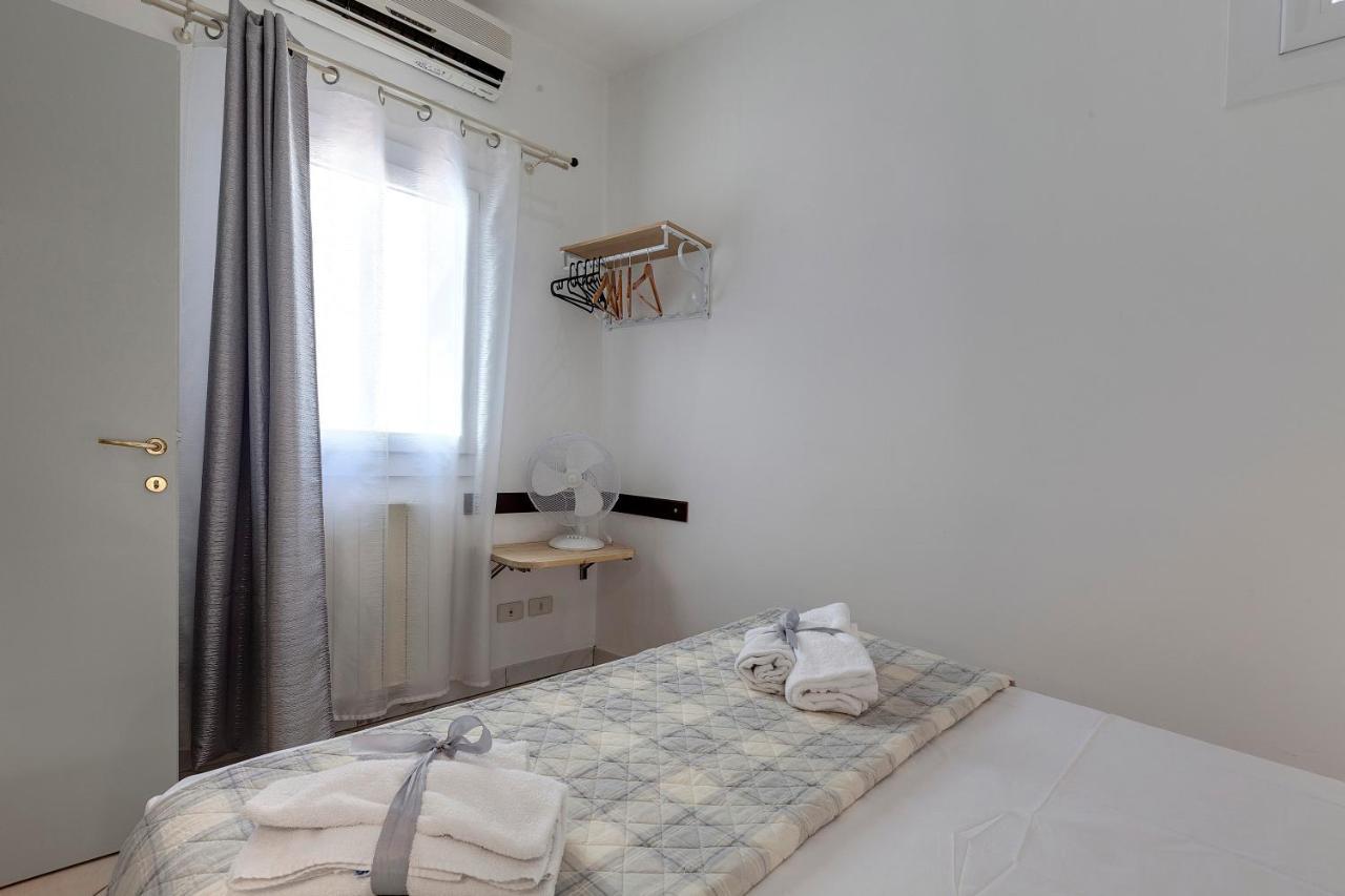 Zalinda Apartment By Mamo Florence Luaran gambar